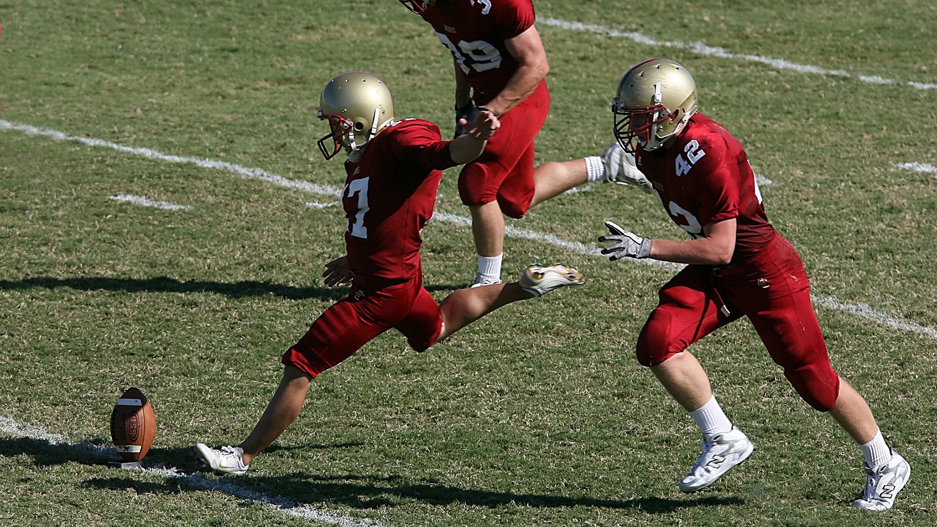 国际田径大奖赛开赛，多项赛季最佳成绩被刷新，国际田径邀请赛